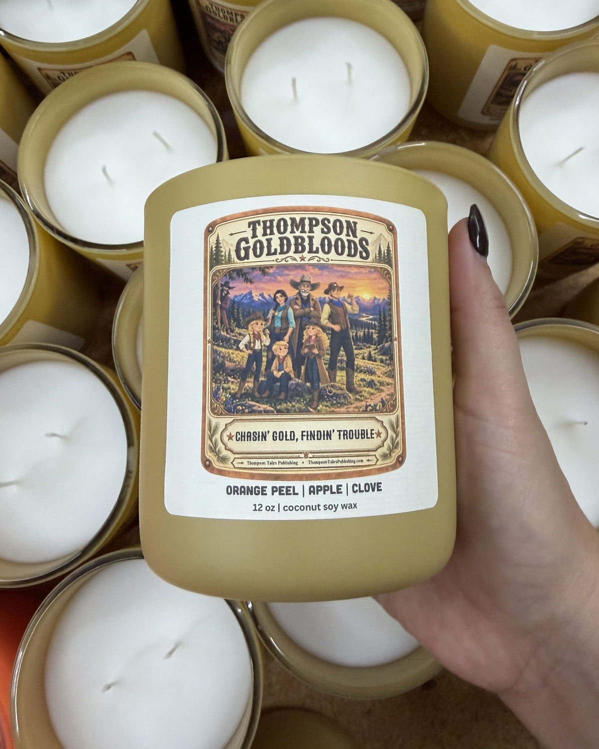 Apple, Orange Peel & Clove candle - gold vessel (TTP-C2)