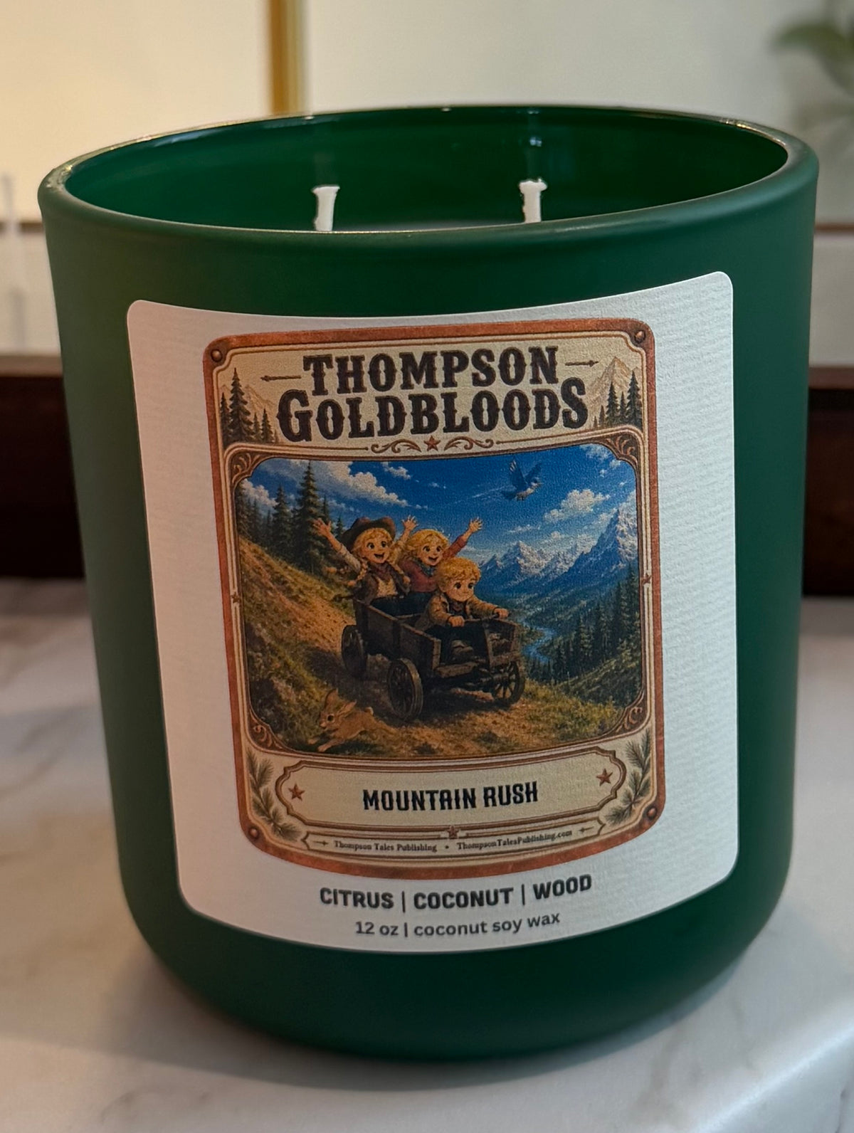 Mountain Rush candle - green vessel